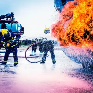 ECOPOL, mångsidigt fluor-fritt skum (F3) effektivt mot brandklass A och B.