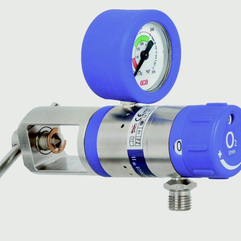 medical oxygen regulator 0–25 l/min – pin index inlet, 9/16″ hose nipple outlet, 300 bar